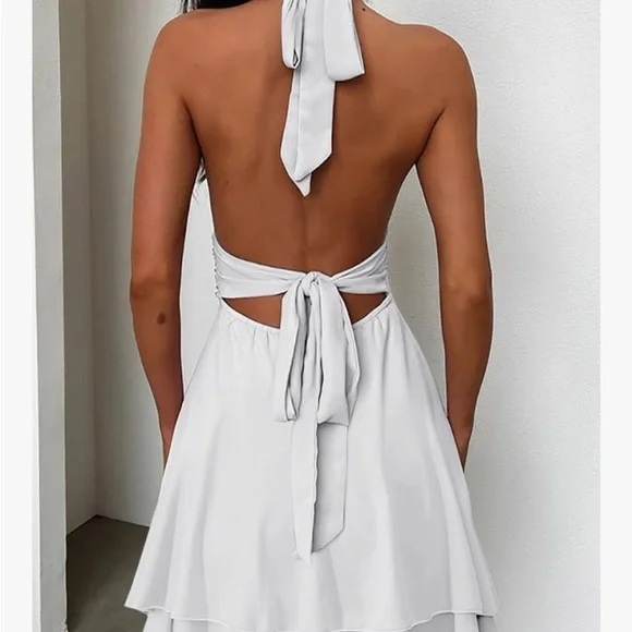 Elegant White Halter Dress - Picture 2 of 3